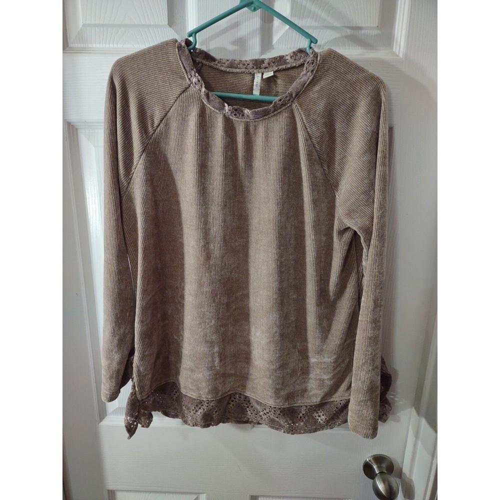 Est. 1946 Top Size M Brown Long Sleeve